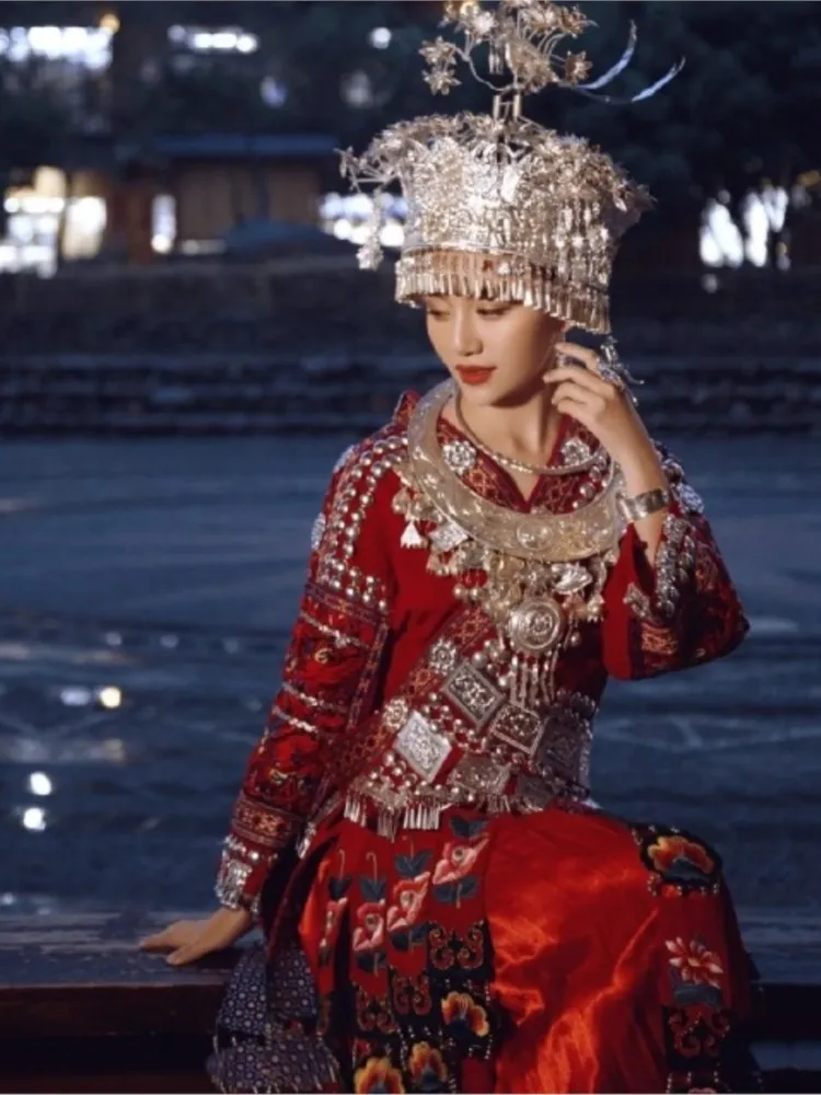 Ethnic style women's performance costume set wedding dress travel photography complete