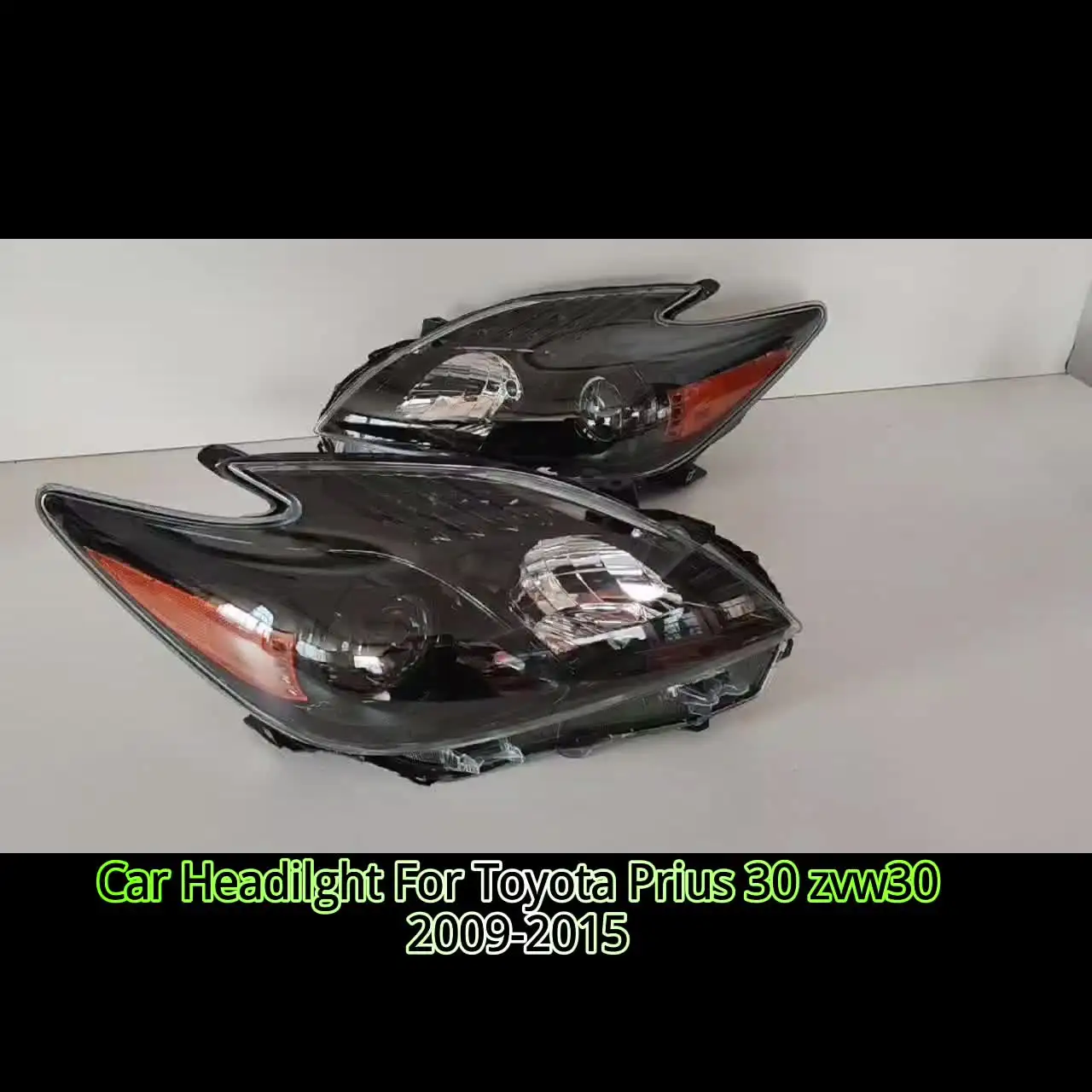 A Pair Car Headlight For Toyota Prius 30 ZVW30 Headlamp Black