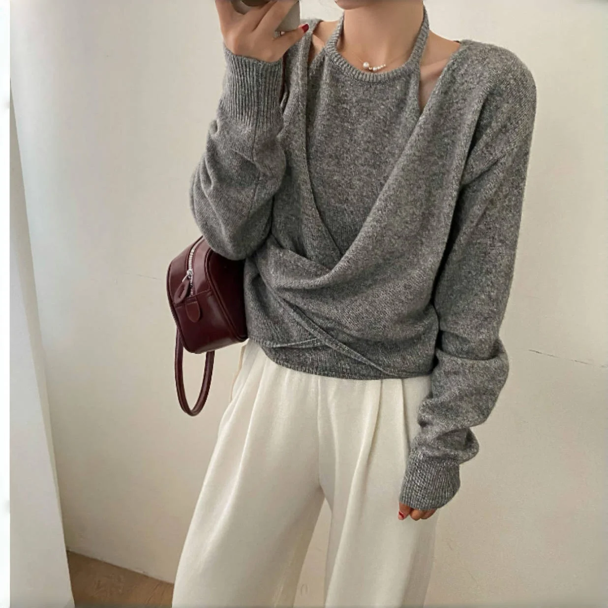 

Women's Early Autumn Loose Cross Sweet Sle Pure Color Knitted Sweater Korean Version Sweet Sle Faux Two-Piece Top
