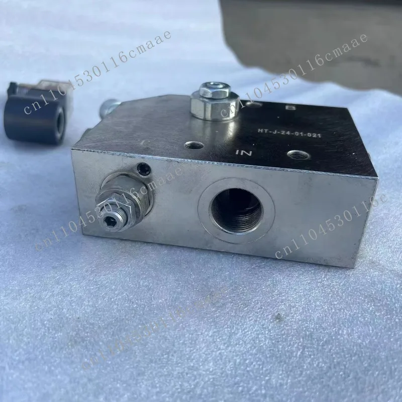 

Клапан сброса давления для гидромолота экскаватора PC200-6