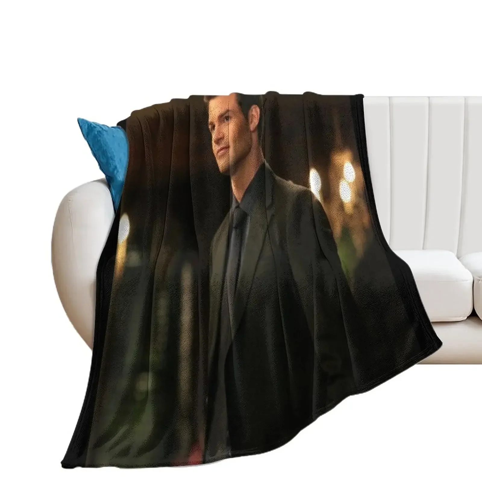 

Elijah Mikaelson Throw Blanket Weighted Summer Beddings Large Giant Sofa Blankets