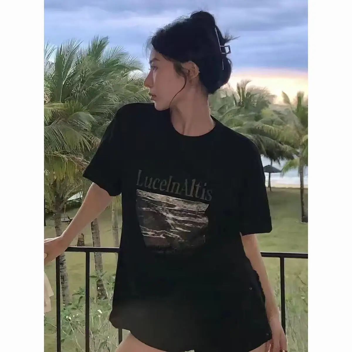 2026 new Women White Oversized T-Shirt CelnAltis Ocean Wave Photo Print Casual Loose Streetwear Tee