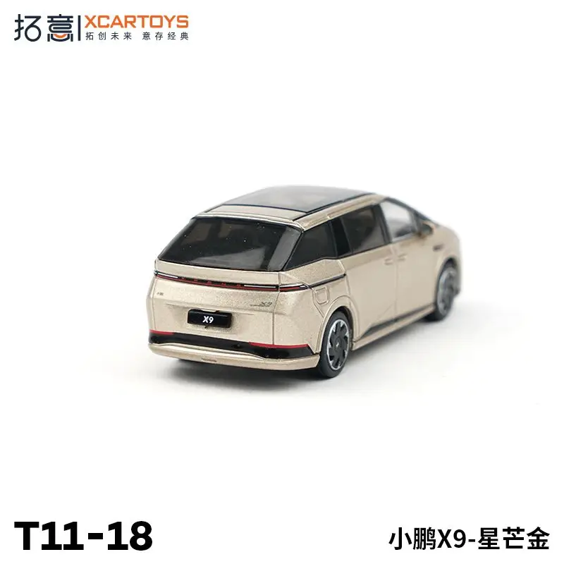 XCARTOYS 1/64 Alloy Micro Model of XPENG X9 Starlight Gold Exquisite Miniature Car Ornament for Collection