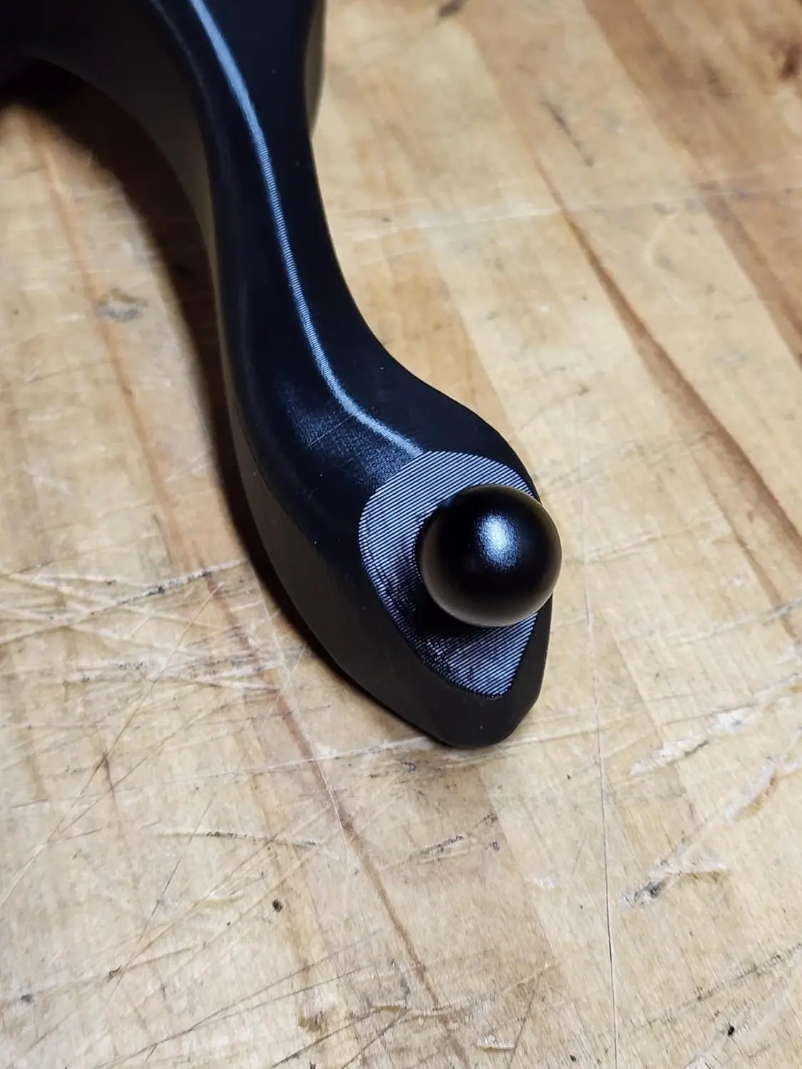 Universal Car Phone Mount for 4Runner, Compatible with Most Smartphones, Secure and Adjustable Holder