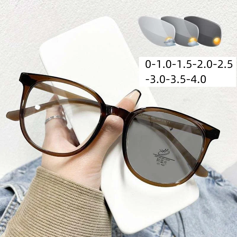 

Men Women Unisex Photochromic Myopia Sunglasses Color Changing Near Sight Eyewear Anti Blue Light Short Sight Eyeglasses 0~-4.0