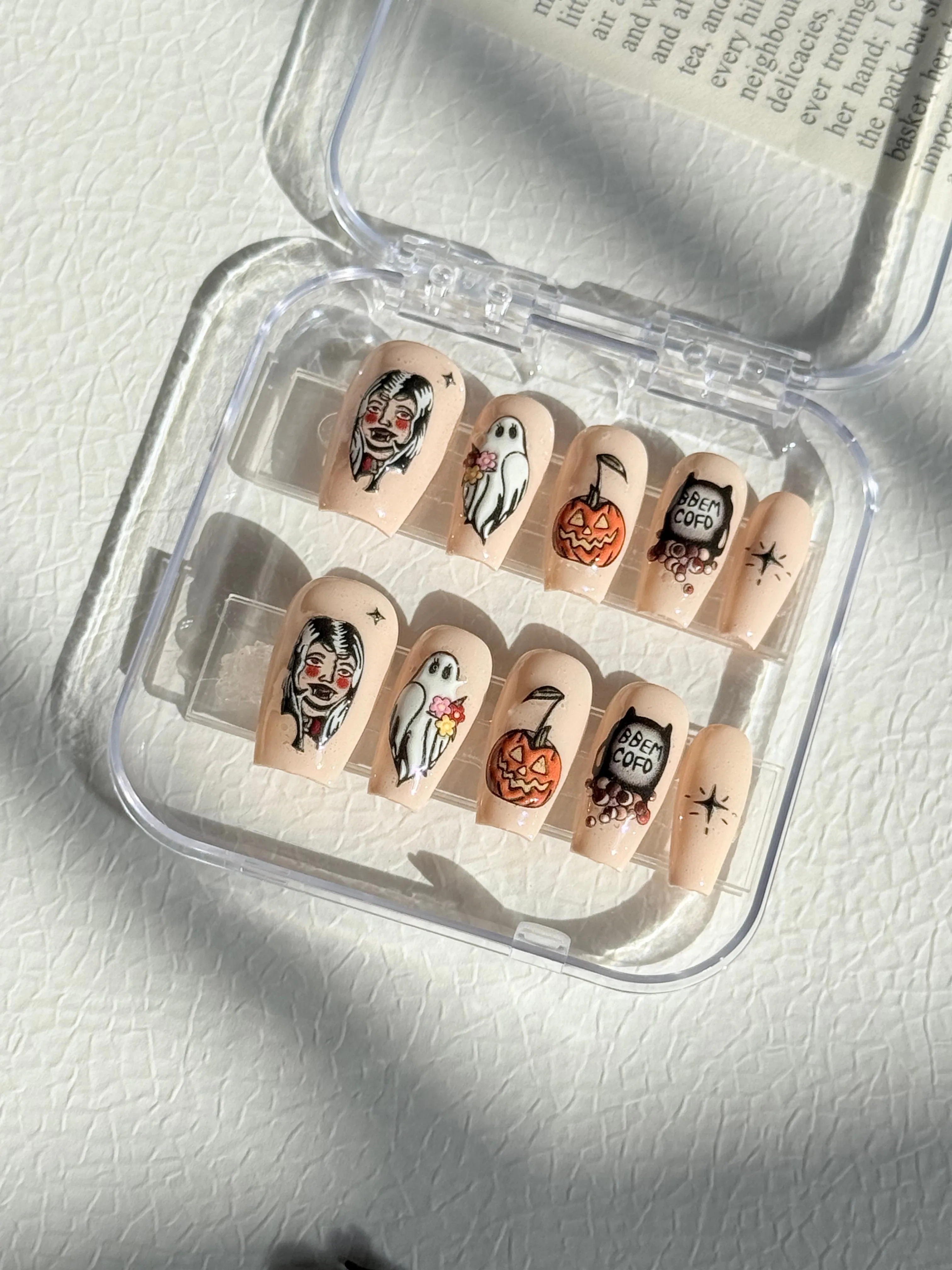 Halloween Press On Nails Cute Ghost Pumpkin Gothic Nail Art False Nails Nude Pink Handmade Fake Nails for Party