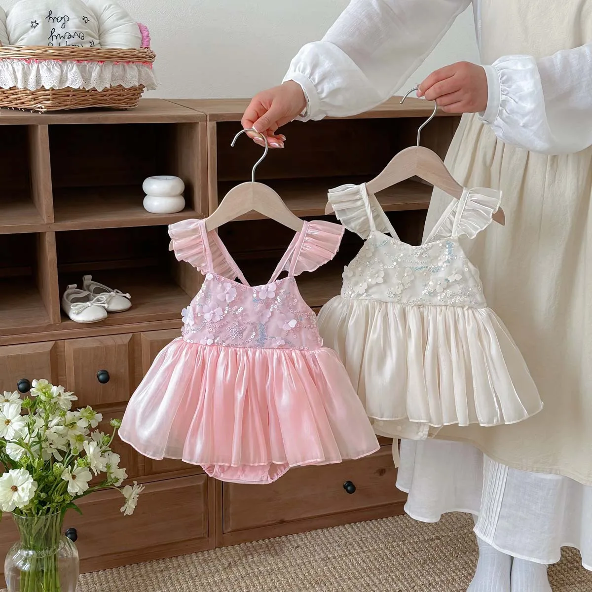 Baby's New Summer Suspender Bag, Fart, Haha Clothes, Haha Skirt, Newborn Children's Sweet Mesh, Hundred Day Princess Skirt