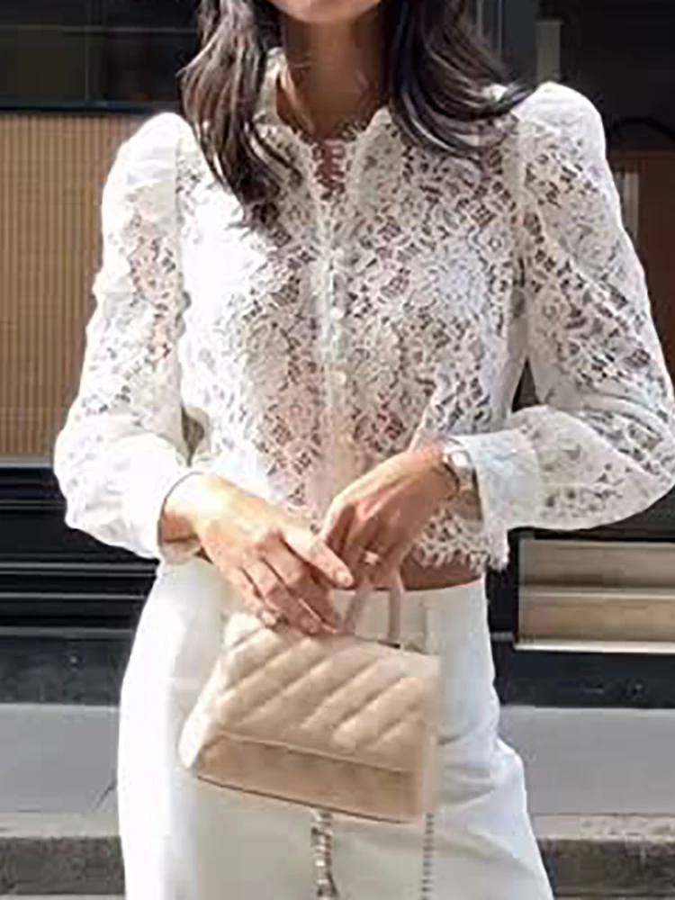 

2025 праздничные повседневные белые кружевные рубашки с длинным рукавом, женские однобортные шикарные топы с отложным воротником для весенне-осенней уличной одежды