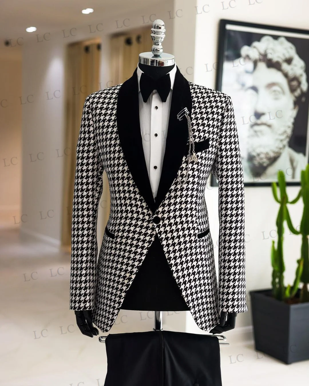 

Men Suits ModernHoudstooth 2 Pieces Blazer Black Pants One Button Sheer Lapel Formal Work Party Wedding Groom Plus Size Tailored