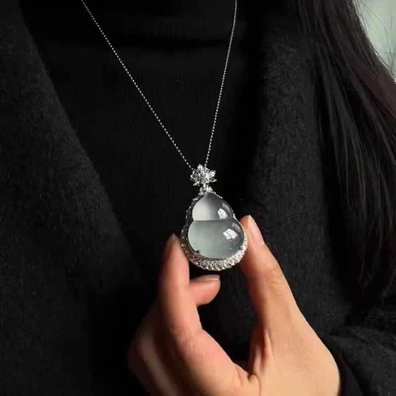 pendentif-en-gourde-naturelle-avec-incrustation-d'or-d'ancienne-mine-ornement-de-cou-en-jade-blanc-glace