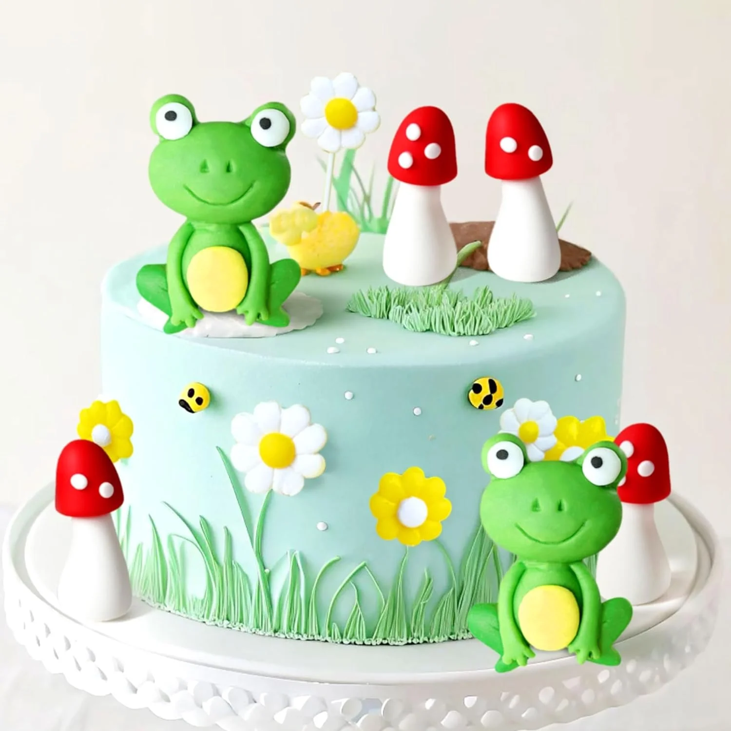 LaVenty Frosch-Kuchendekoration Frosch-Pilz-Hütten-Kuchenaufsatz Garten-Gänseblümchen-Kuchendekoration Gartenparty-Dekoration Hütte – Detail 3