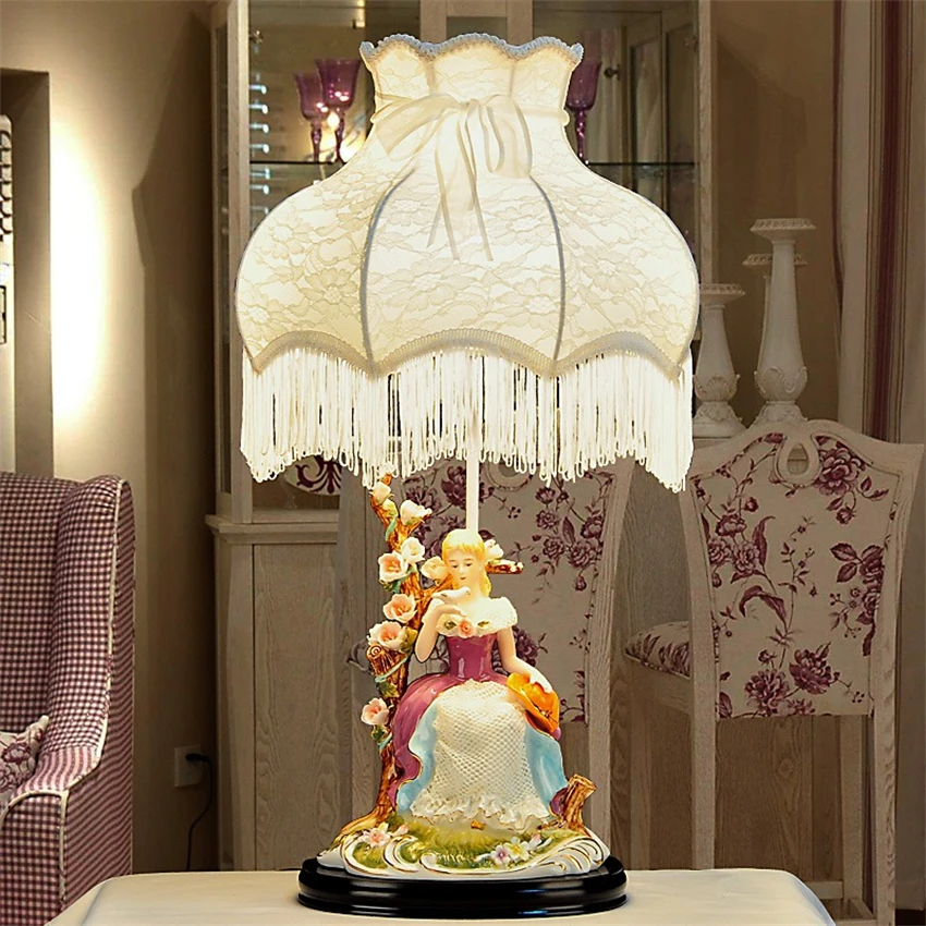 Lace cloth ceramic princess table lamps wedding table lights living room bedroom bedside lamp luxury gift decoration lighting