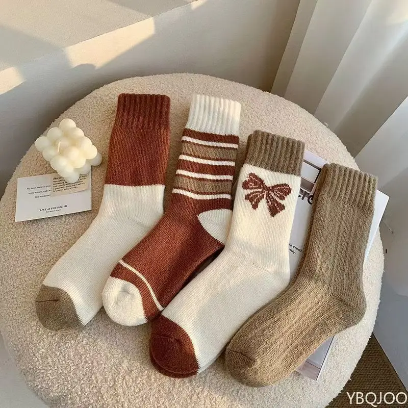 4 pairs Women's autumn winter thick warm looped socks sweet fashionable versatile mid length socks casual comfortable long socks