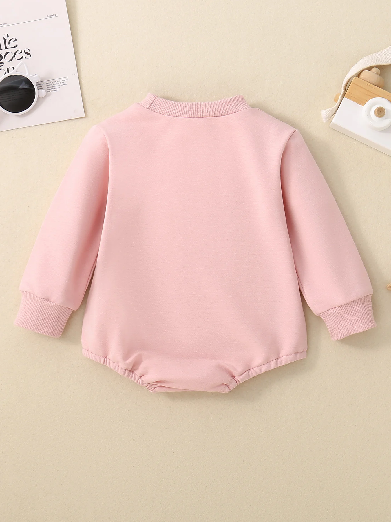 Baby Girl Long Sleeve Onesie XOXO Letter Embroidered Towel Pattern Romper Infant Clothing Comfortable Soft Fabric Baby Clothes