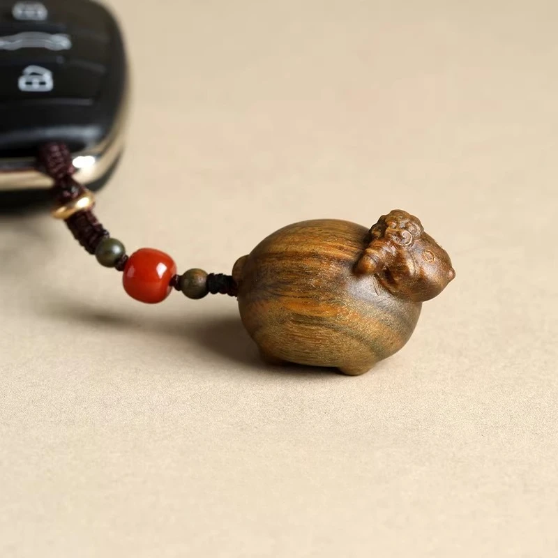 

Cute Green Sandalwood Chubby Sheep Bag Charm Keychain Phone Strap Couples Peace Buckle Pendant Gifts