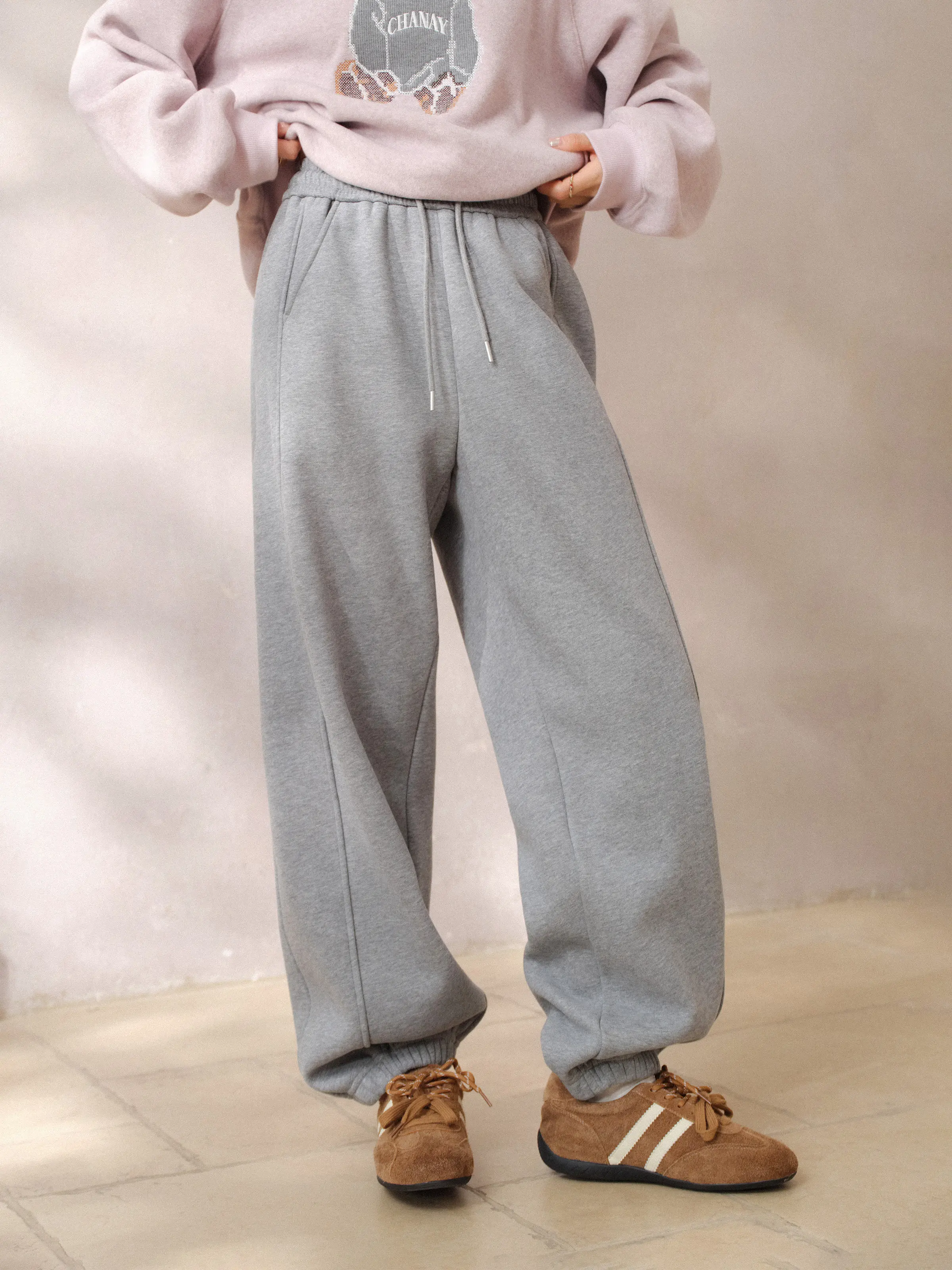 Cozy Thick Fleece Jogger Pants Elastic Waist Drawstring Sweatpants Women Casual Loose Fit Warm Winter Lounge Style Lady Trousers