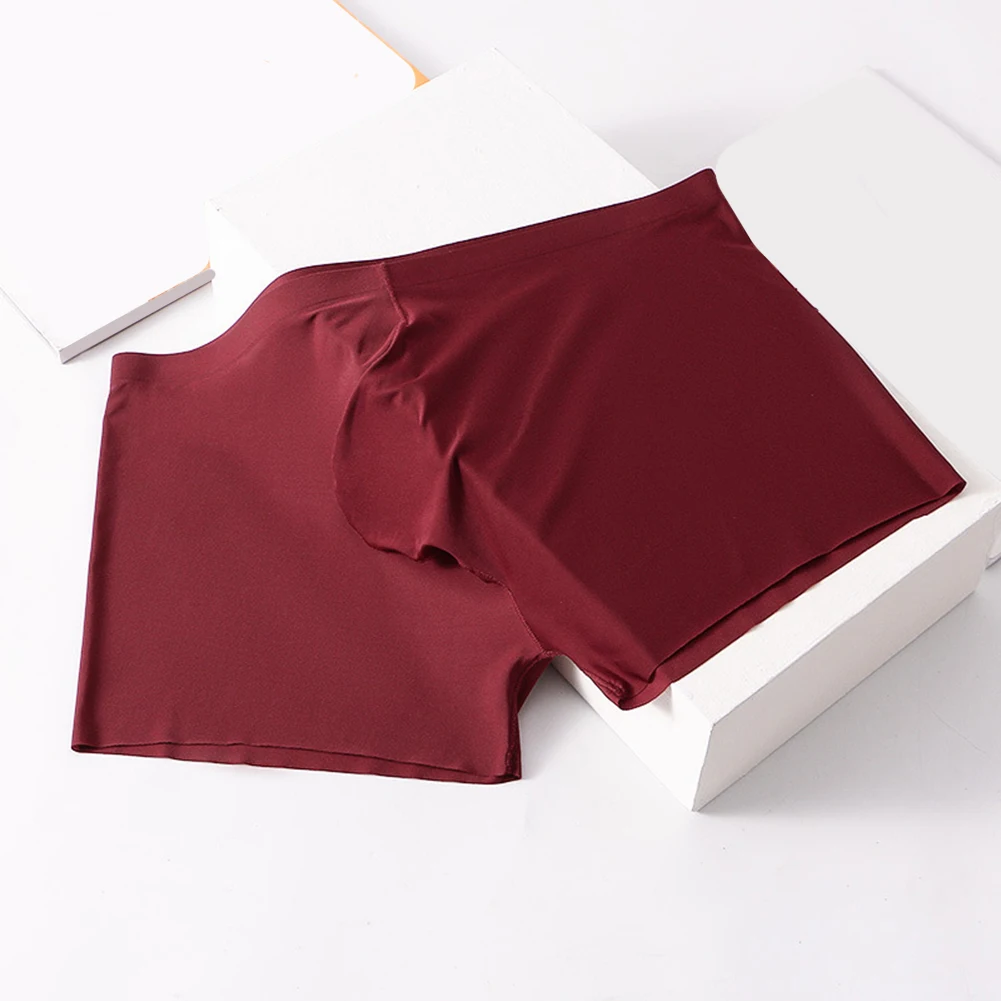 Men's Seamless Ice Silk Boxer Briefs Breathable Lightweight Smooth Fabric Underwear No Ride Up Comfortable Boxer Shorts For Work