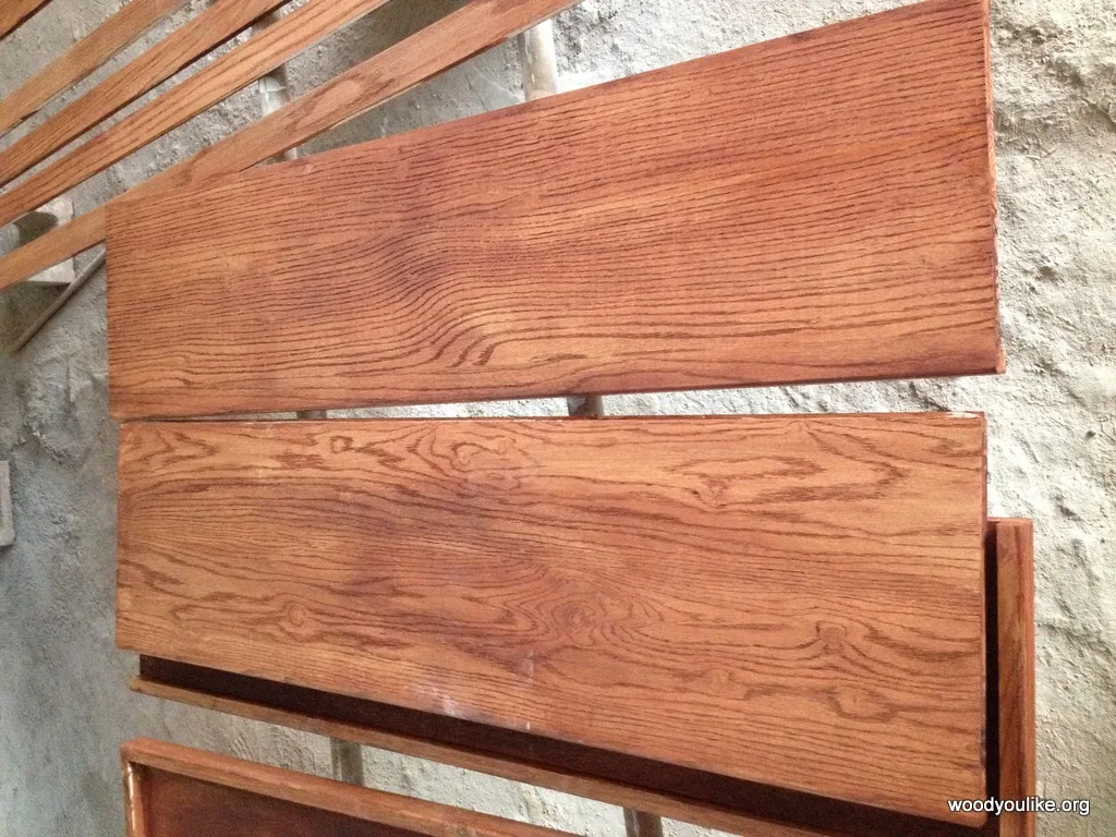 Customization Best Selling Factory Solid Wood Spiral Staircase and Straight Stairs Treads Steps