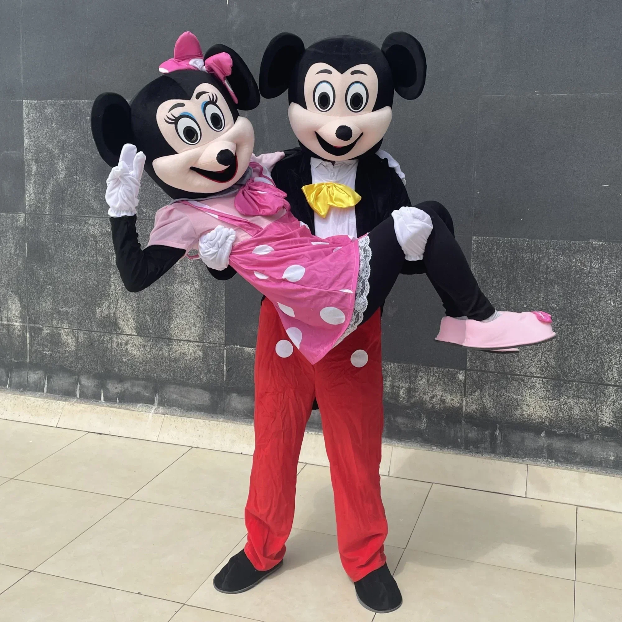 

Disney Mickey Mouse Clothing Cosplay Classic Cartoon Minnie Characters Party Adult Halloween Costume Performance Set