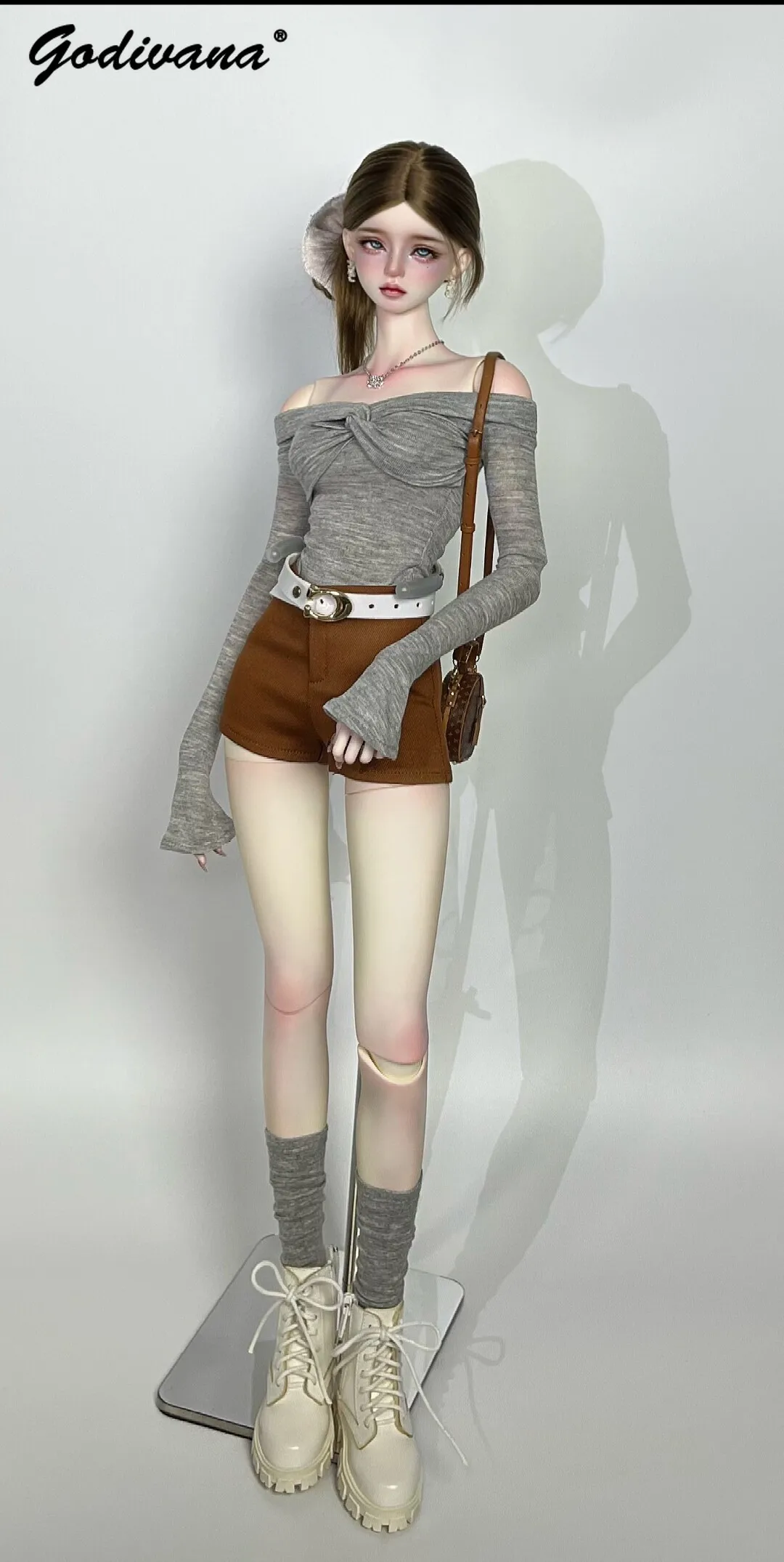 1/3 BJD Doll Modern Style Clothes Y2K Fashion Off‑Shoulder Flare Sleeve Top and Slim Shorts for 1/3 Female BJD Doll Daily Wear