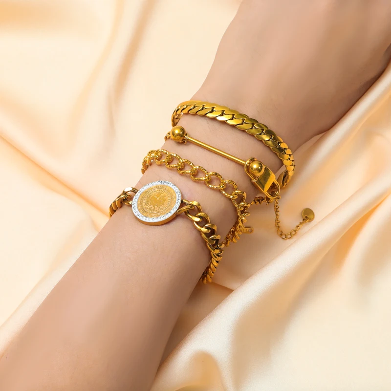 Charming Women's Fashion Jewellery Set, Gift-Ready