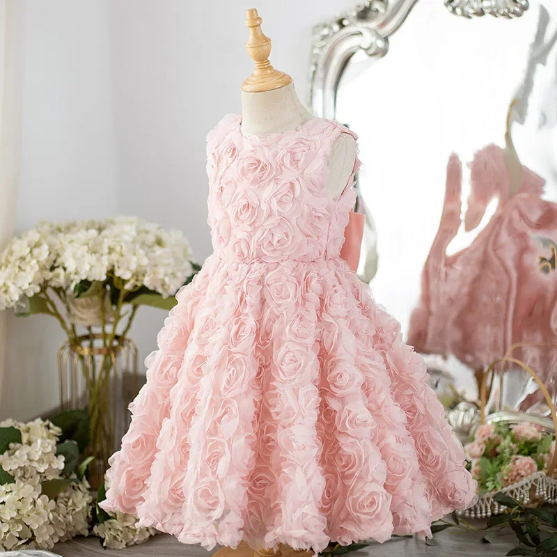 

Платье для маленьких девочек на свадьбу. Элегантная праздничная одежда для девочек. Платья для девочек в продаже. Церемониальное платье для девочек.