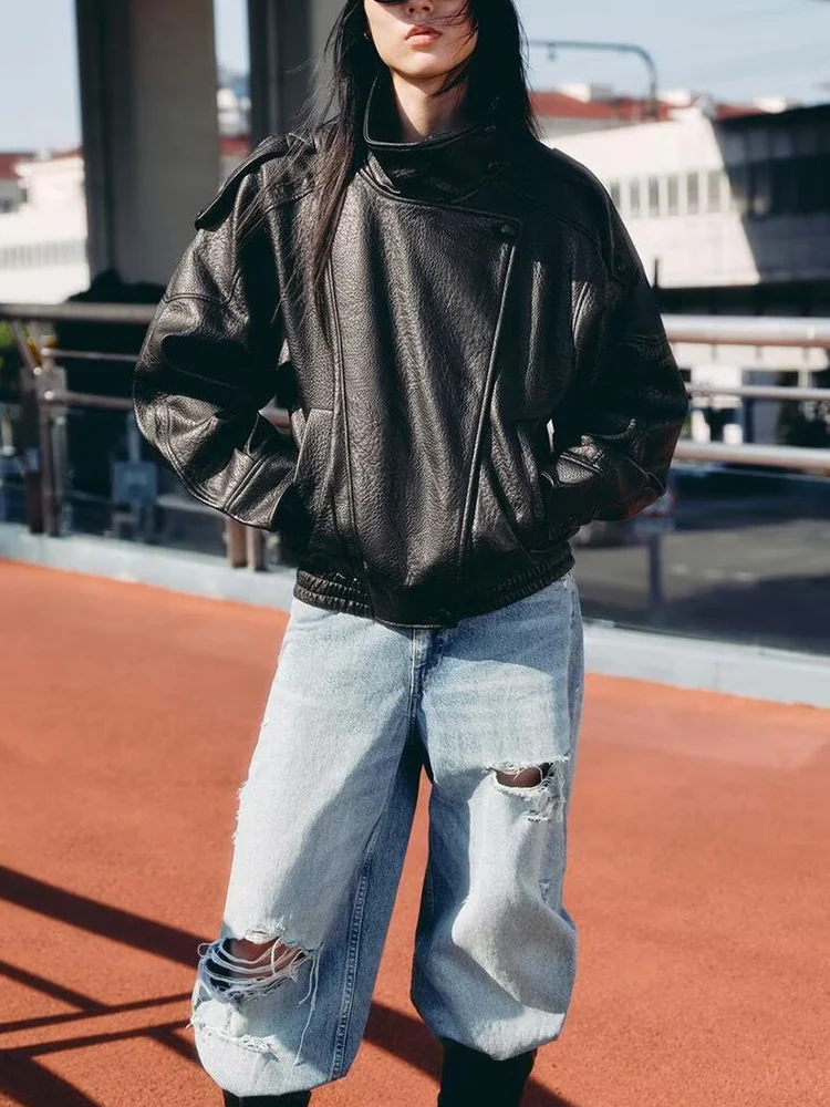 Giacca in pelle a maniche lunghe con colletto alla coreana in similpelle con cerniera alla moda da donna in stile europeo e americano