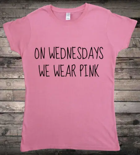 

По средам мы ношаем розовую дамскую футболку для девушек