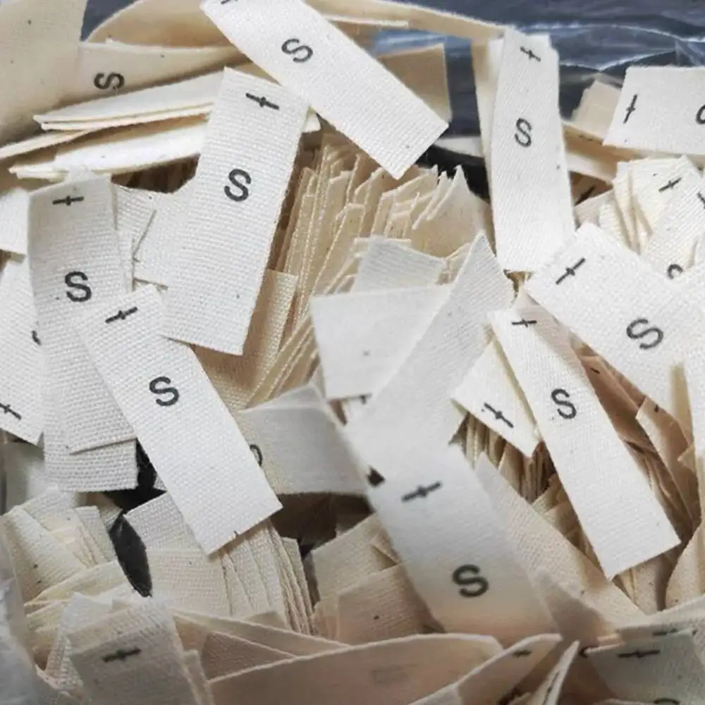 1000 Stück natürliche weiße Baumwoll-Größenetiketten für Kinderkleidung, anpassbar, 1 x 3 cm – Detail 3