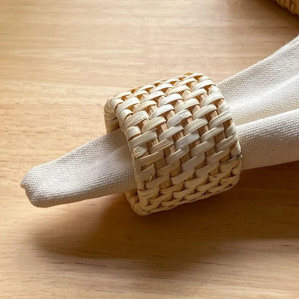 Solid Color Handwoven Rattan Napkin Rings Natural Material Hand-woven Technique Rustic Natural Napkin Holder Table Decoration