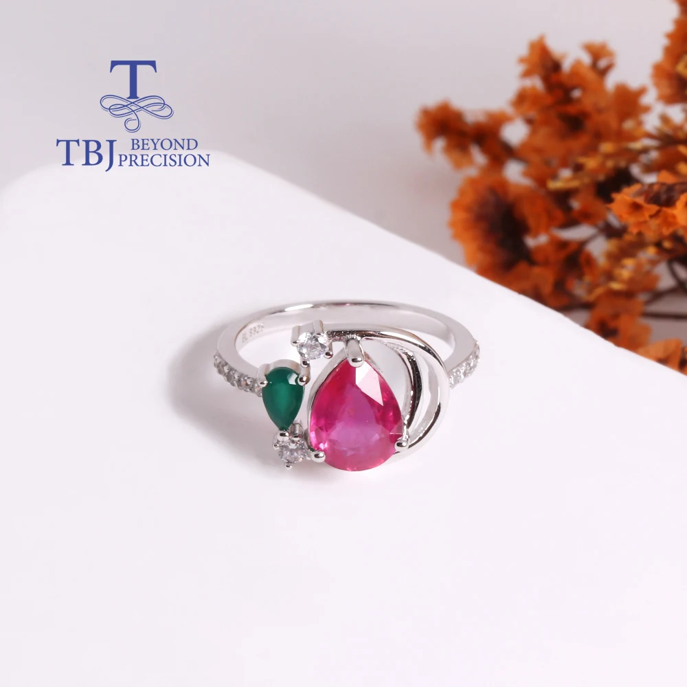 

Noble and elegant natural glass ruby with green agate sterling silver ring for women's engagement & anniversary & banquet wear