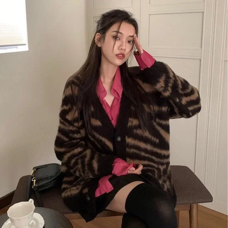 Sweaters Women Zebra Streetwear Fashion Knitting Loose Warm Ladies Korean Style Outerwear Chic All-match Spring Female Casual