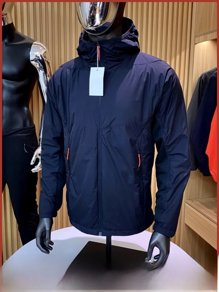 

Outdoor Men's Cotton Jaet Hooded Splicing Winter Coat Lightweight Polyester Filling Zipper Closure Nylon Warmth