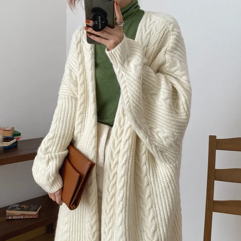 シックな秋冬厚く暖かいロングカーディガンセーター女性のバットウィングスリーブ V ネックニットアウターレトロ怠惰なスタイルストライプ柄