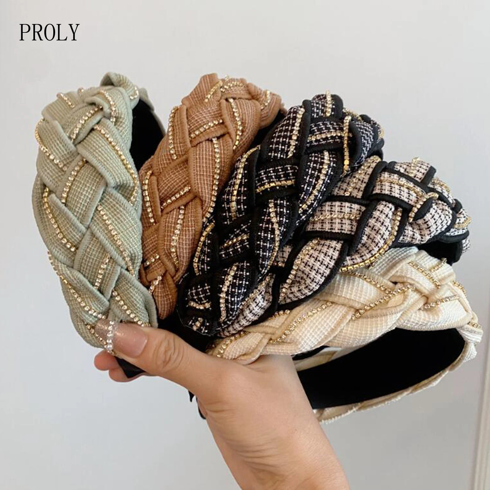 PROLY Nuova fascia di moda per donna Turbante laterale largo Copricapo intrecciato fatto a mano Accessori per capelli con strass brillanti