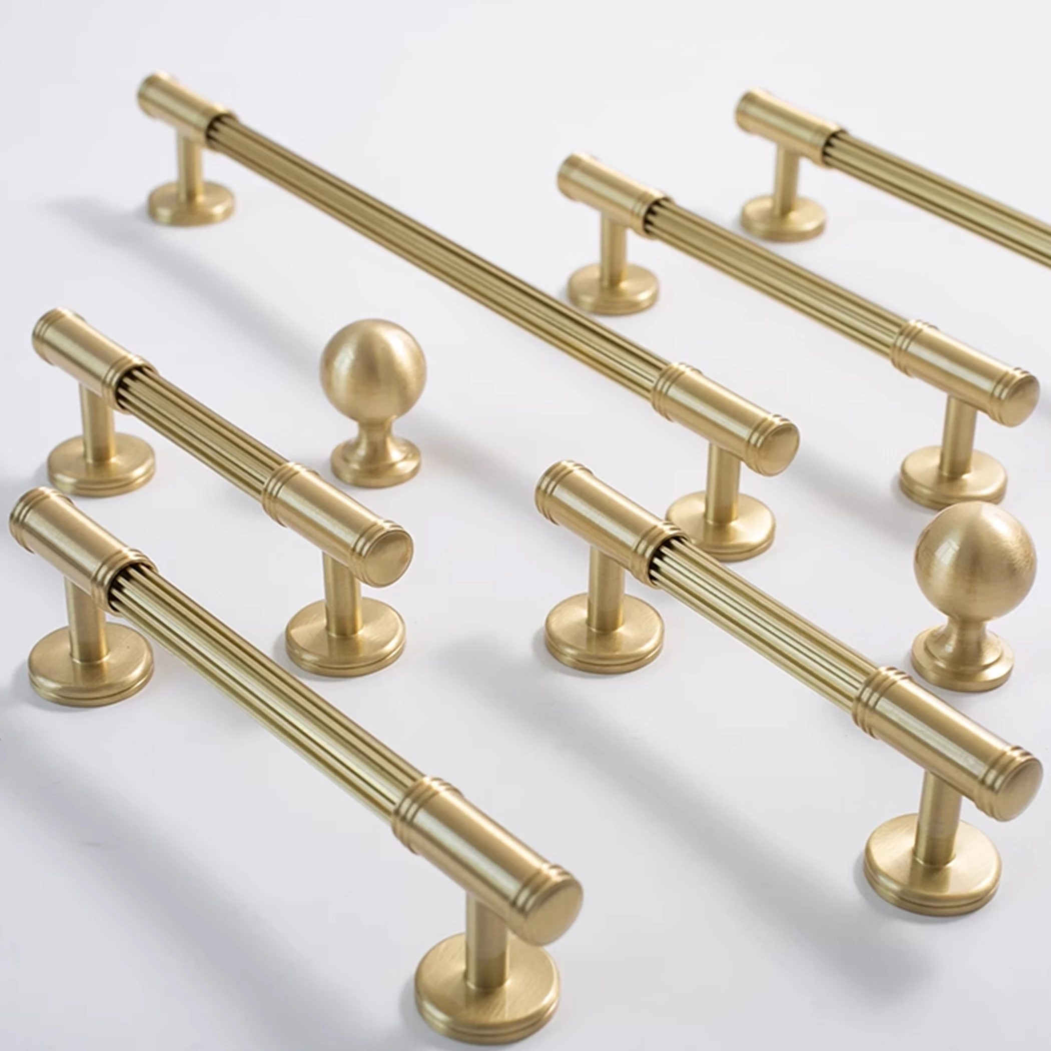MFYS Solid Brass Bedside Cabinet Handle Vertical Stripe Kitchen Furniture Handles Brushed Gold Wardrobe Pulls Round Door Knobs