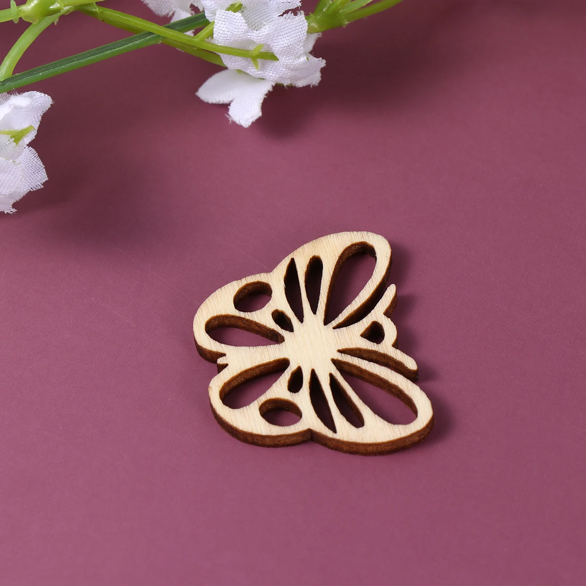 

100pcs DIY Butterfly Wooden Pieces Craft Material Sturdy Smooth Ideal for Scrapbooking Sign Making Art Projects Wood Slice