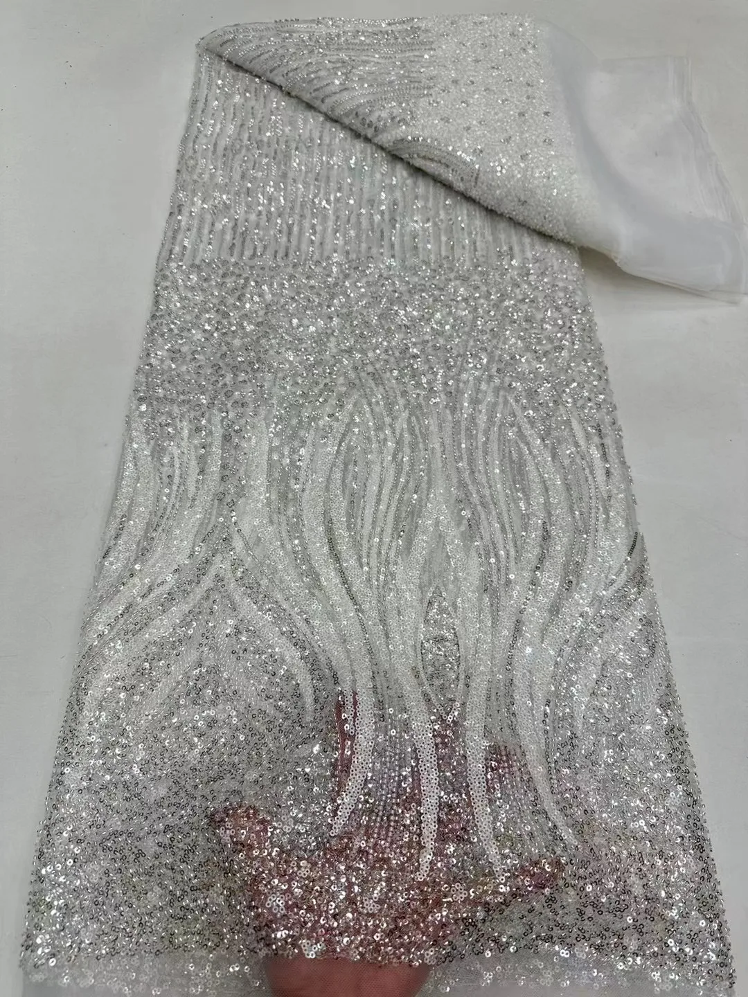 

Fashion French Mesh Floral Embroidery Beaded Lace Fabric With Sequins African Nigerian Fabric For Wedding Dress