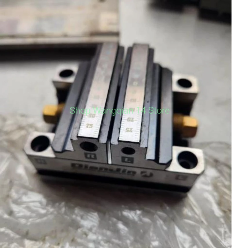 1Pc 4-5-Axis Fixture Self-centering Vise Positive and Negative Quick Clamping 2-8 Inches DJ-6080H Self Centering Vise