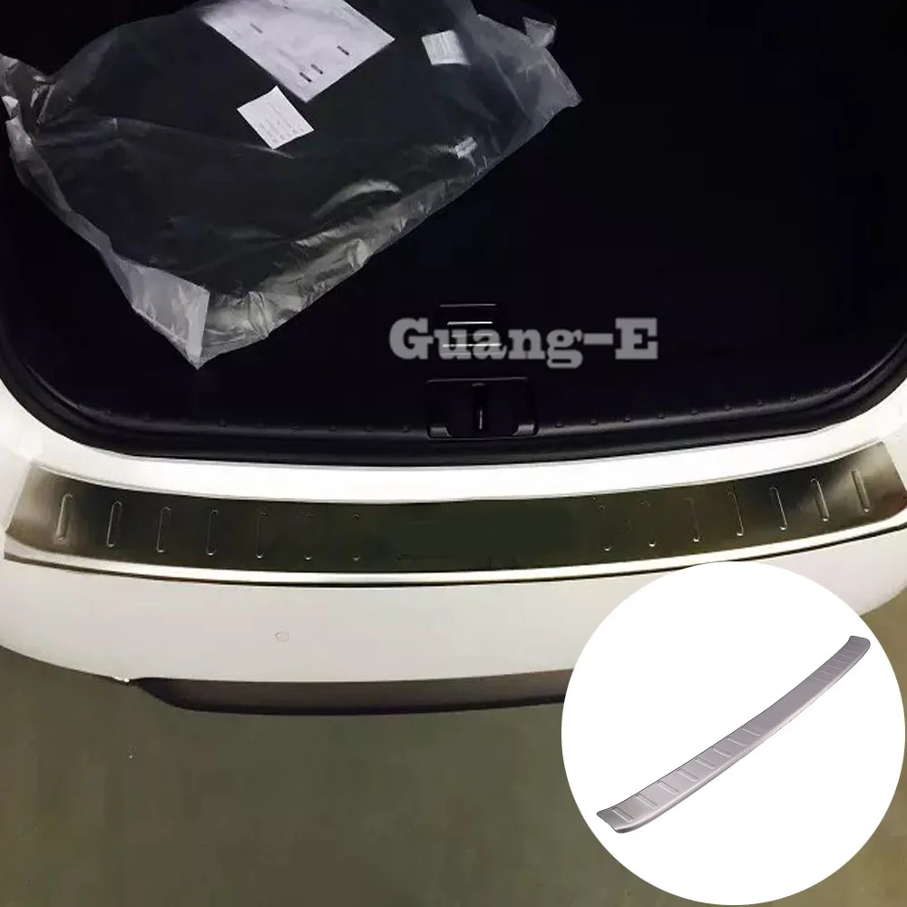 

Stainless Steel Trunk External Rear Bumper Trim Car Accessories Stick For Lexus RX 200t 300 450h 2016 2017 2018 2019 2020 2021