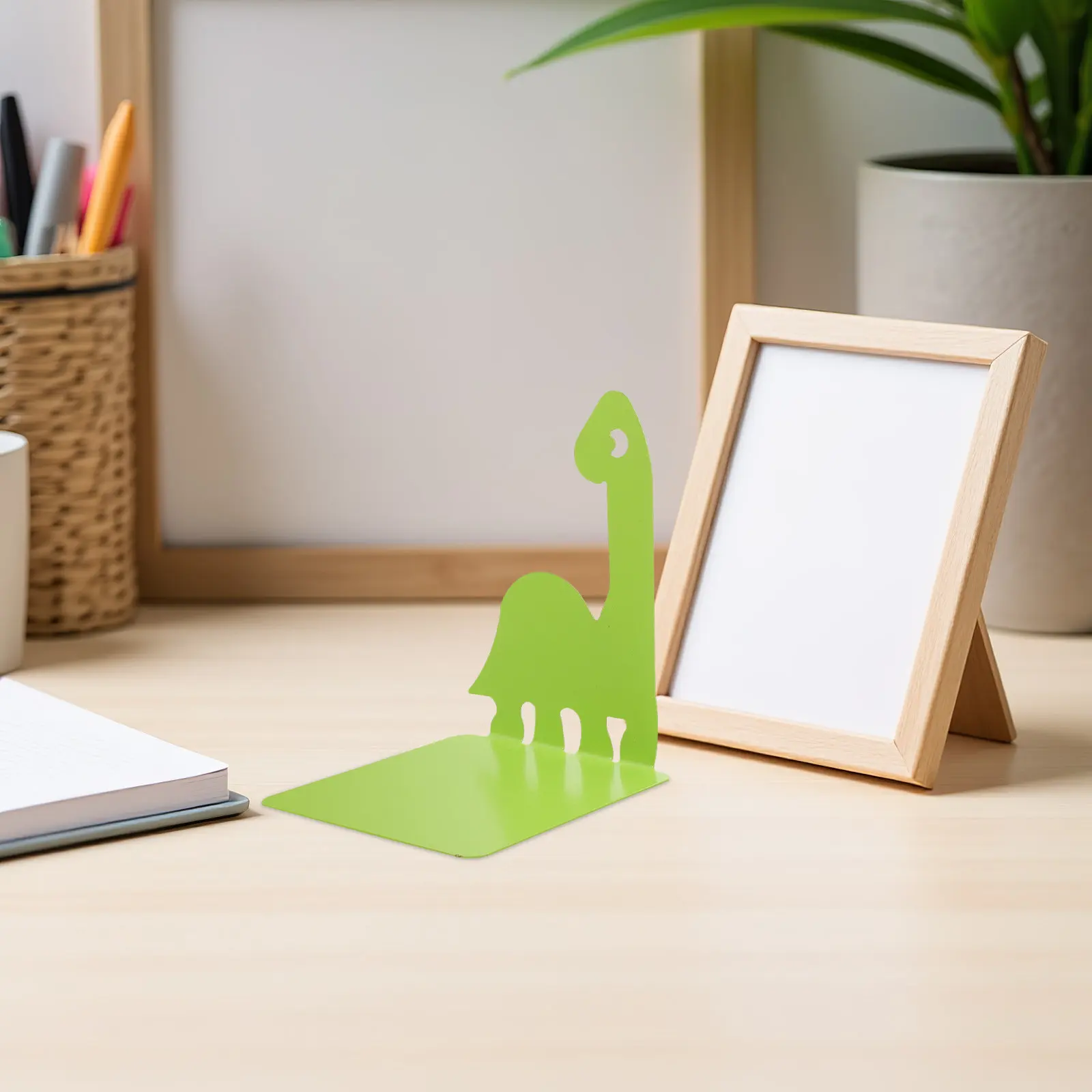 2Pcs Creative Animal Bookends Metal Heavy Duty Desk Book Holder Bookends for Shelves Office Bookshelf Cute Book Holder