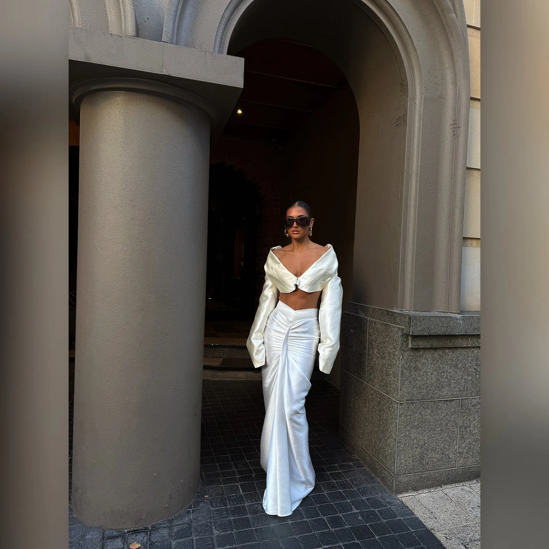 

Luxury Satin Maxi Skirts Women High Waist Pencil Skirt White Dress Skirts Unique Sculptural Pleat Detail 2026 Trending Evening