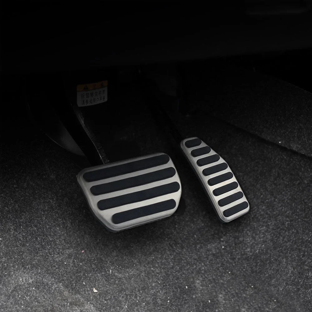 Hoge Kwaliteit Auto Koppeling Rem Gaspedaal Voetsteun Pedalen Covers voor SUZUKI Swift Alto Jimny, auto Styling