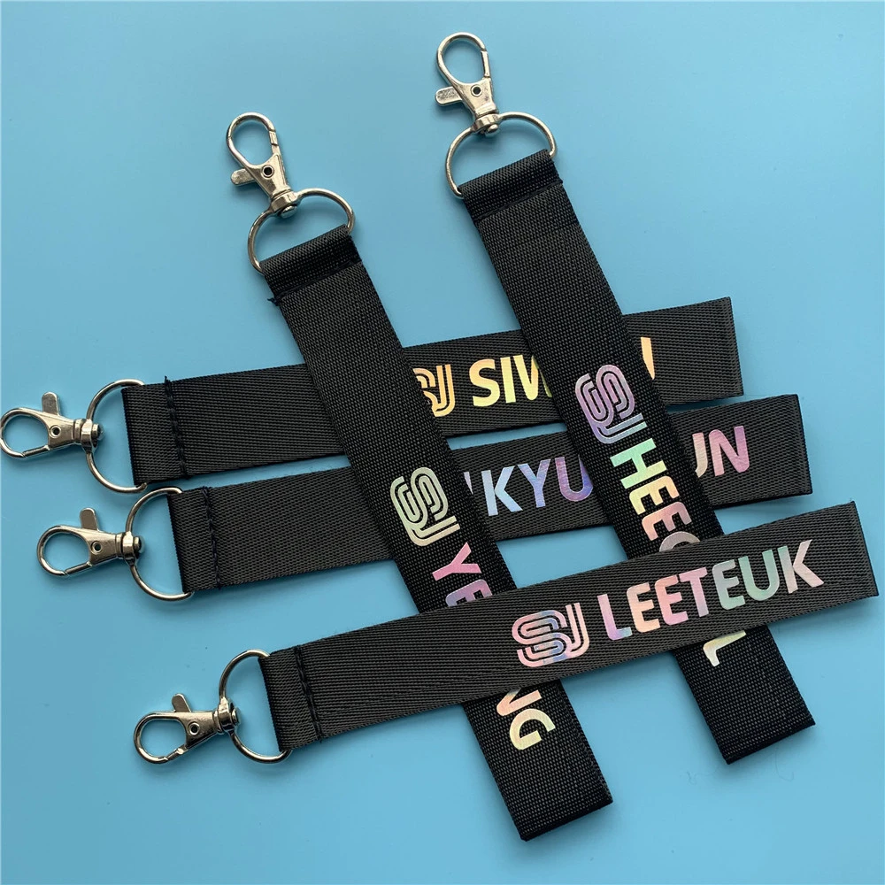 KPOP Super Junior Keychain Keyring Pendant Fashion Laser Mobile Phone Lanyard Bag Accessories LEETEUK YESUNG SIWON Fans Gift F65