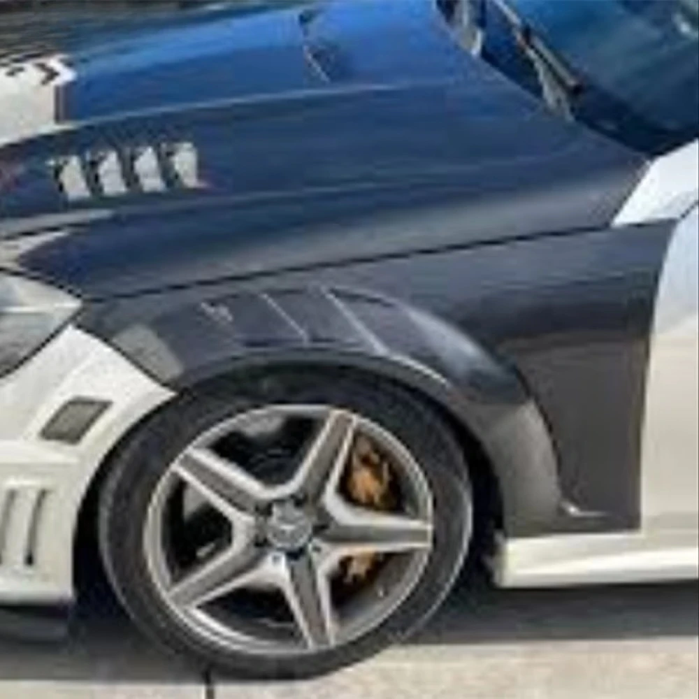 

For C Class W204 C63 08-15 ADL Vented Carbon Front Fender