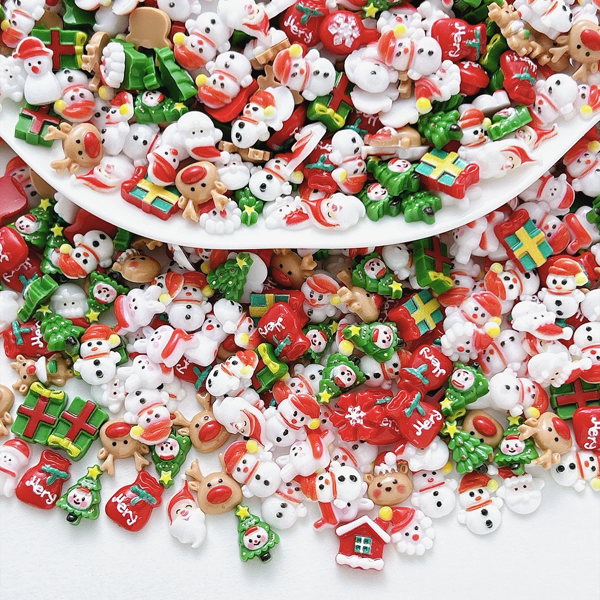 50PCS 3D Multiple Style Christmas Series Nail Charms Creative Snowman Elk Gift Box Socks Mixed Nail Art Accessories DIY Nails