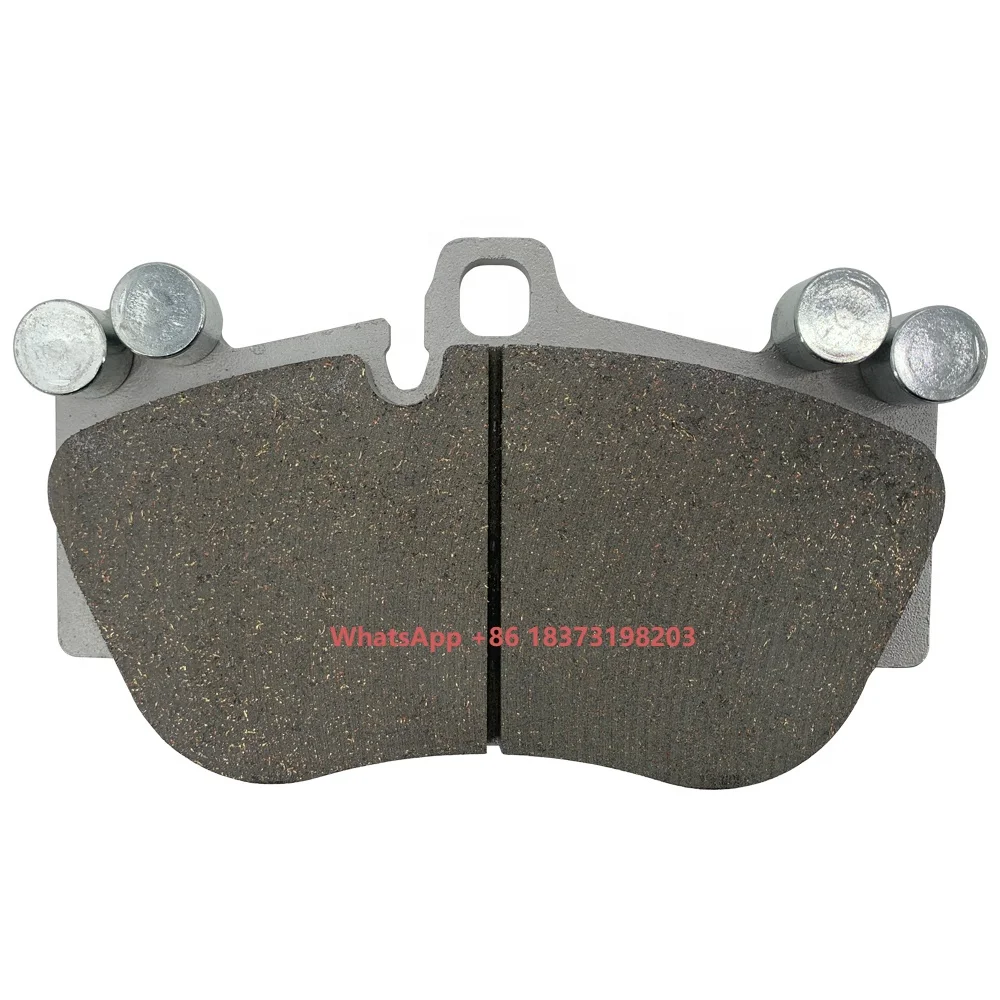 

Hsingyik Carbon Ceramic Brake Disc Front Brake Pad Set 4S0698151AD 4S0698151K for Audi A8 RS4 R8 RSQ3