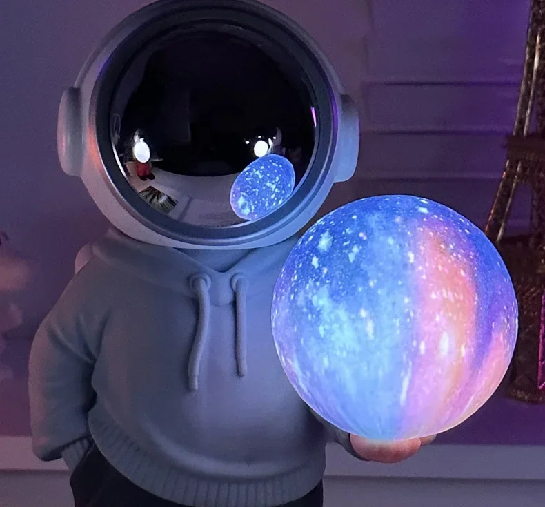 Astronaut Spaceman Wireless Bluetooth Music Player Stereo Surround Sound with TF Card AUX Support for Desktop Computer Speaker