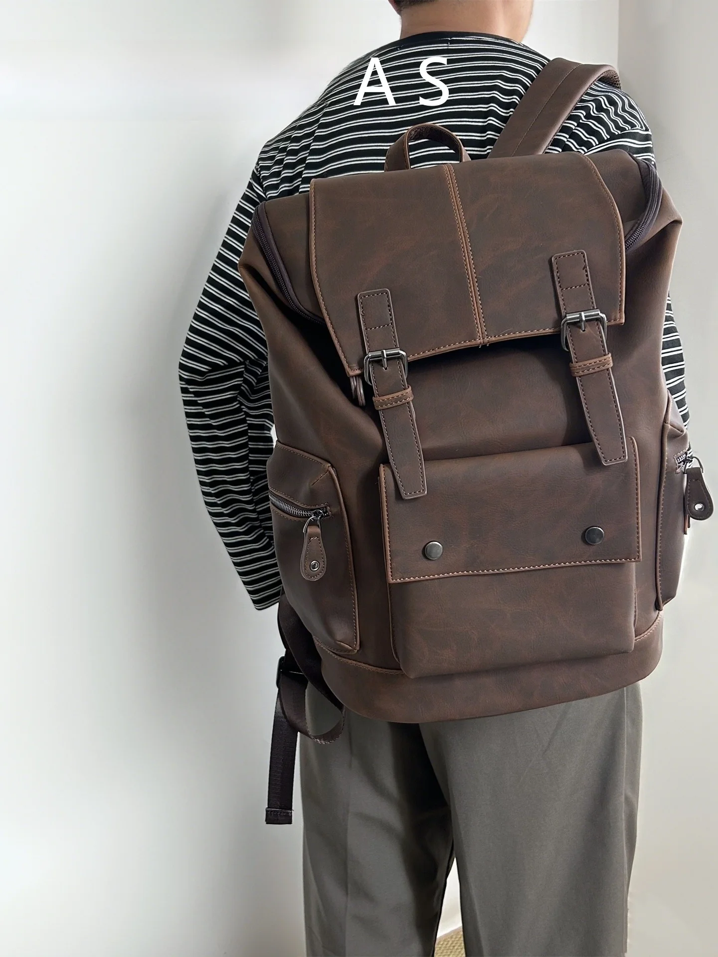 retro-mad-leather-backpack-large-capacity-business-commuter-student-laptop-pu-travel-backpack-unisex
