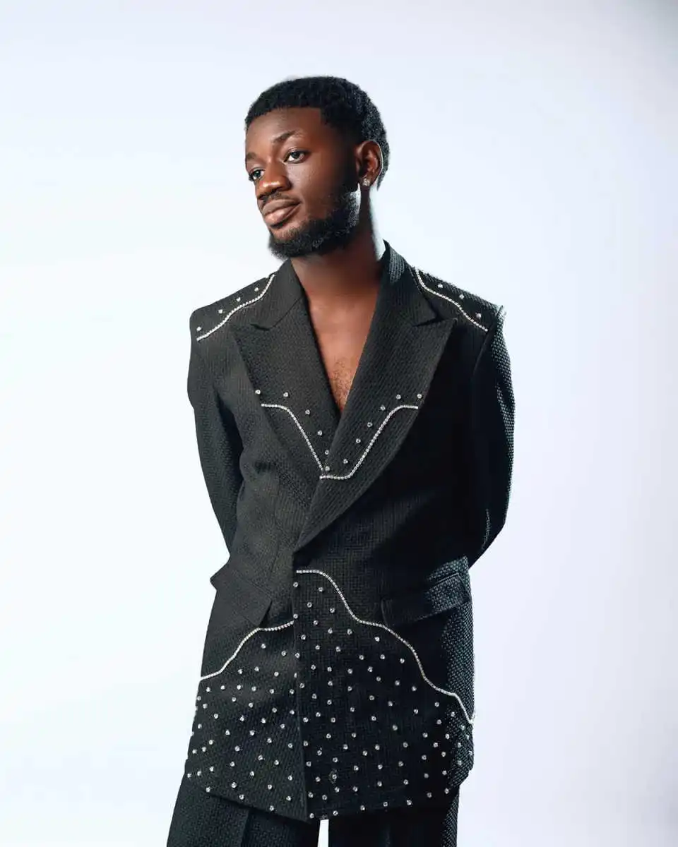 Trajes de hombre con cristales a la moda, conjuntos de chaqueta de un solo pecho con solapa en pico de 2 piezas, esmoquin de boda para novio de corte clásico hecho a medida